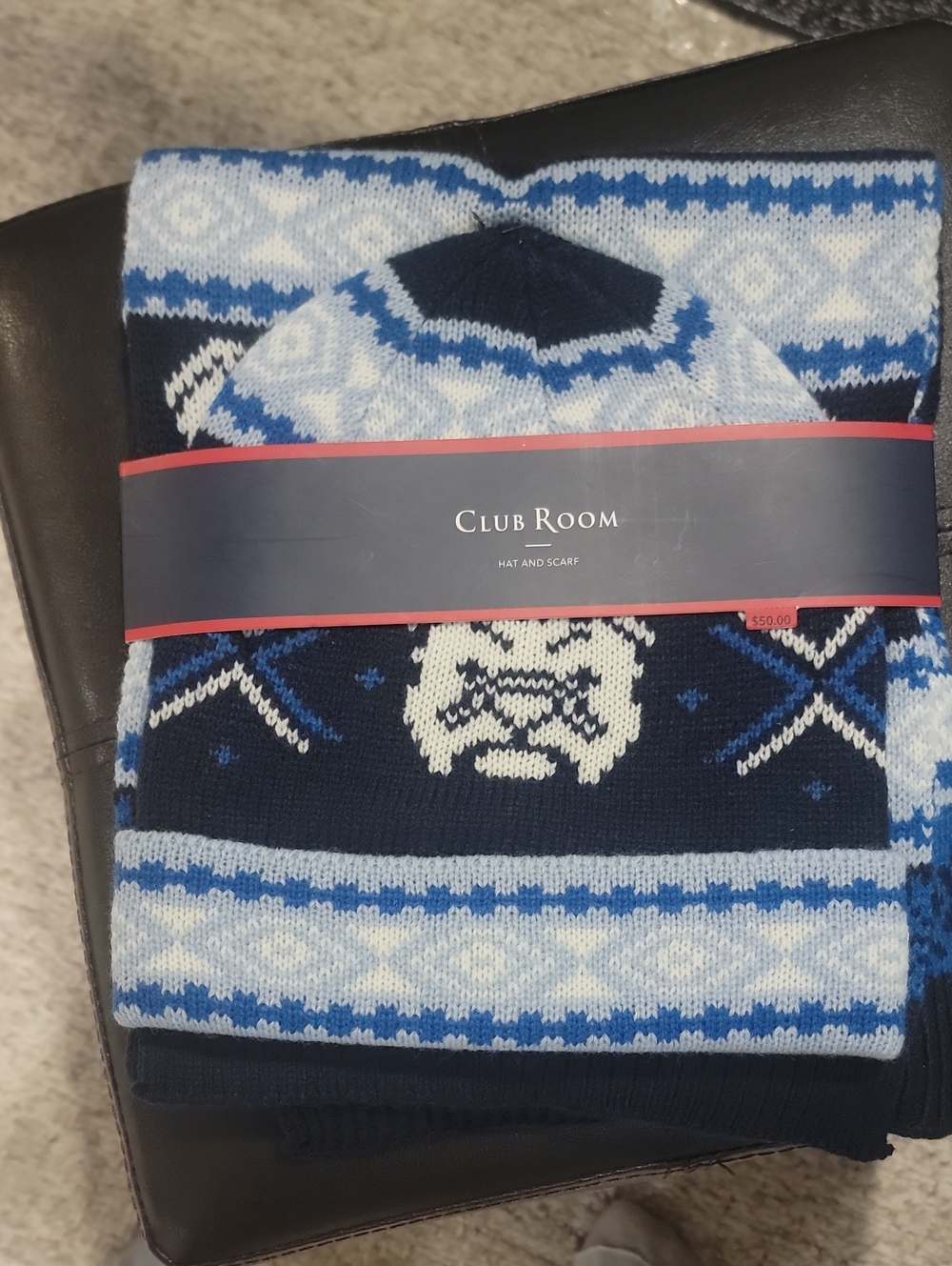 Club Room Men’s Navy & Light Blue Patterned Knit Hat and Scarf Set